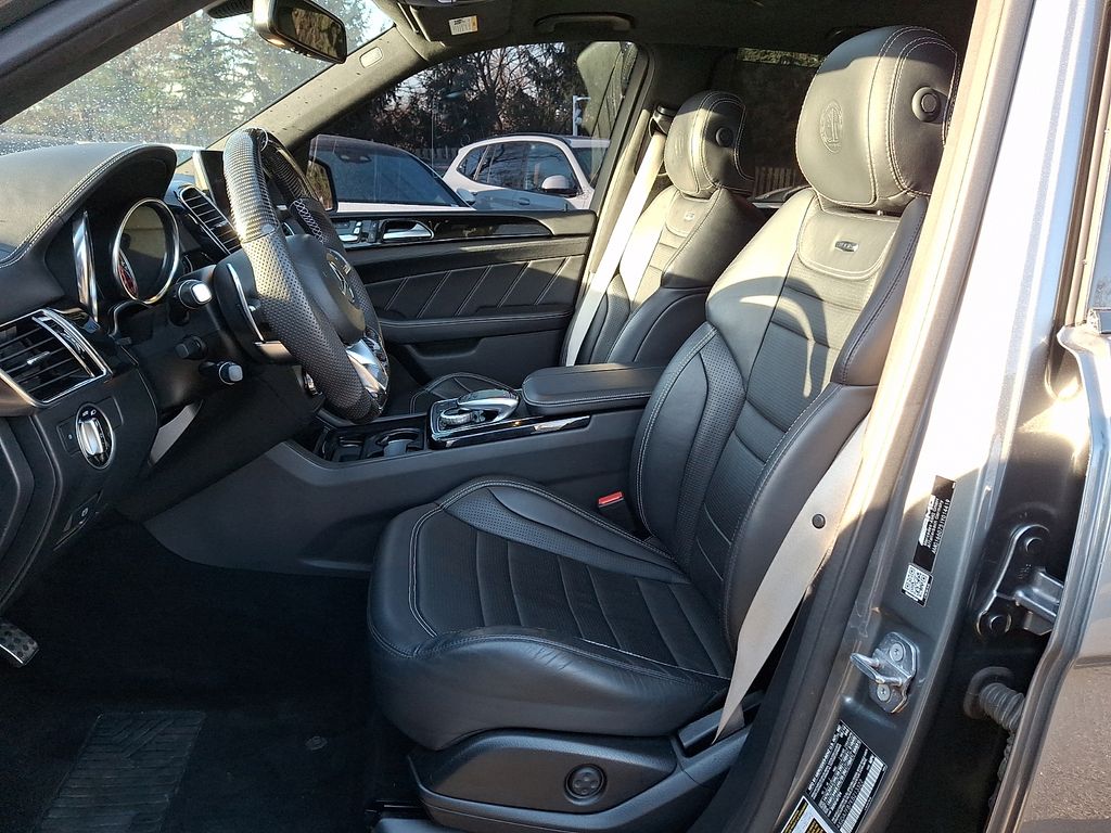 Thumbnail: 2019 Mercedes-Benz GL-Class - 9