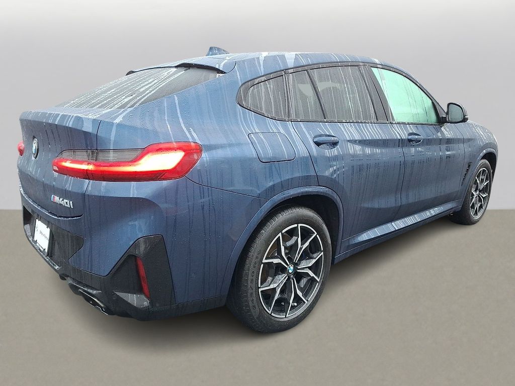 Thumbnail: 2025 BMW X4 - 4