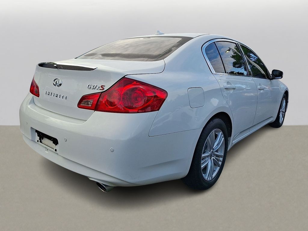 Thumbnail: 2012 INFINITI G37 - 4