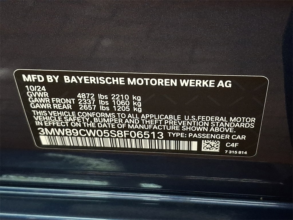 Thumbnail: 2025 BMW 3 Series - 25