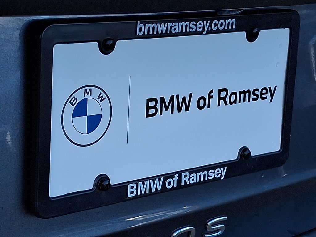 Thumbnail: 2022 Volkswagen Taos - 30