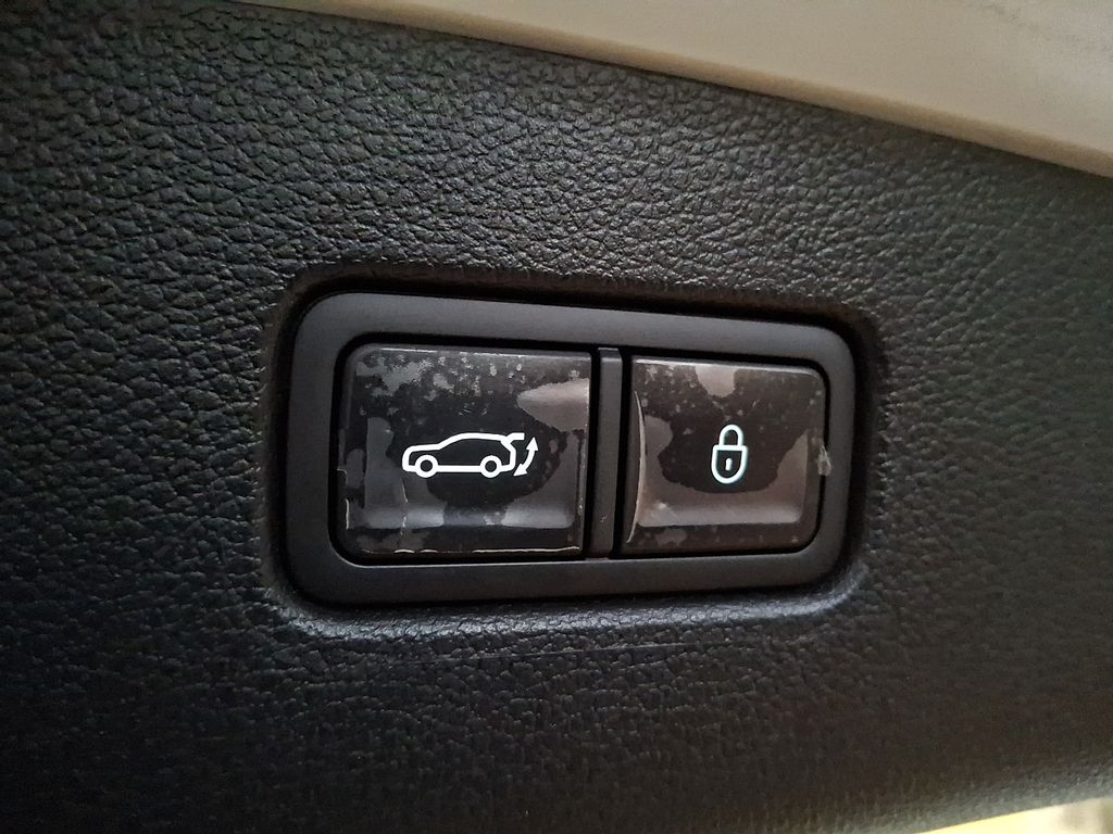 Thumbnail: 2023 Genesis GV80 - 27