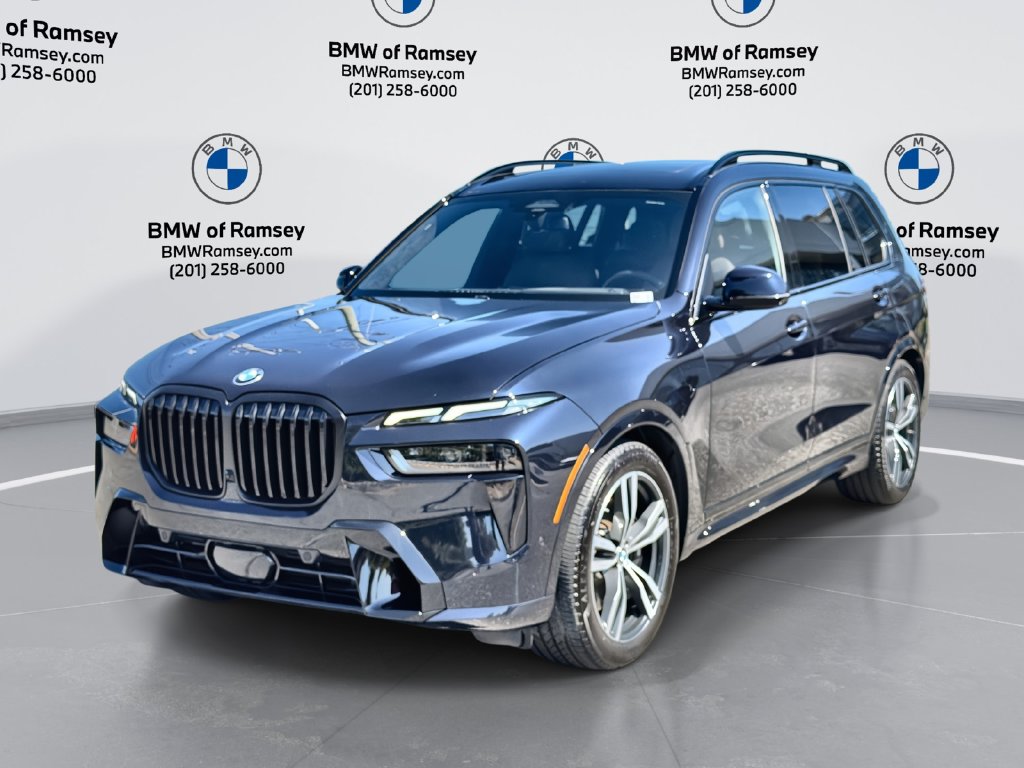 2026 BMW X7 40i