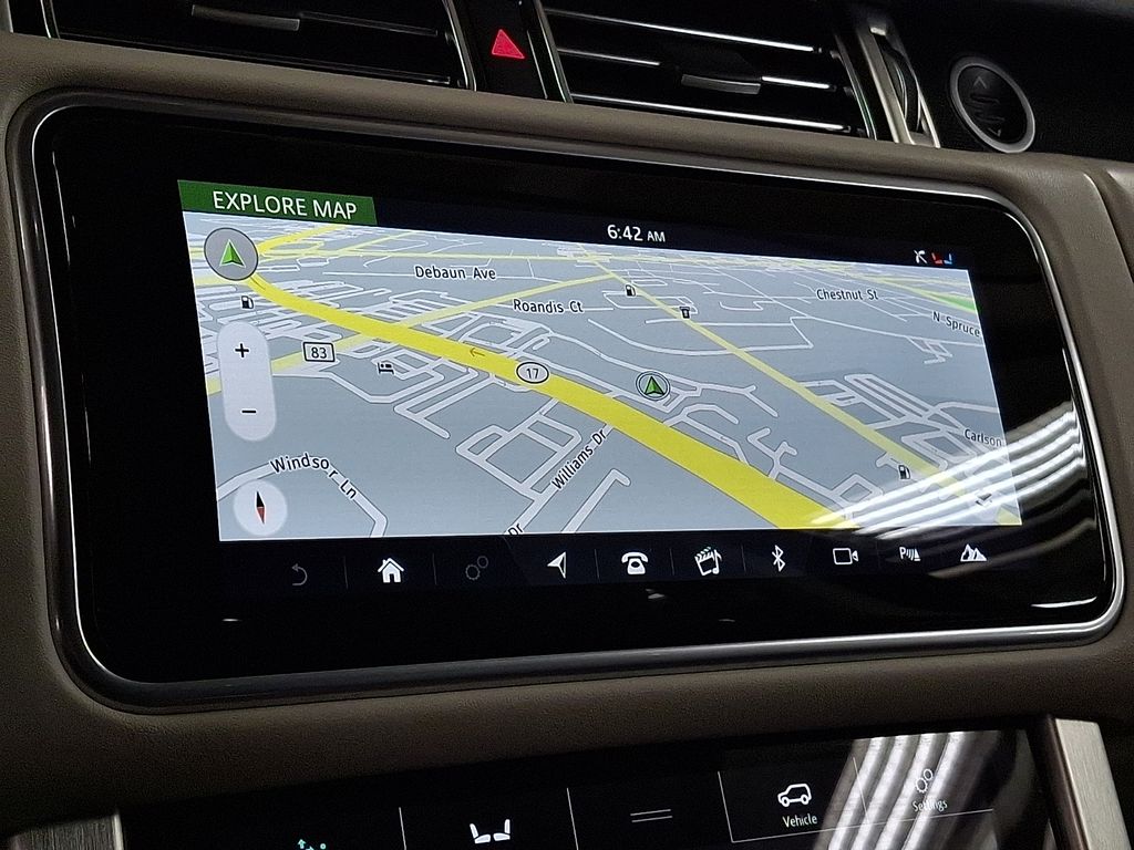 Thumbnail: 2021 Land Rover Range Rover - 13