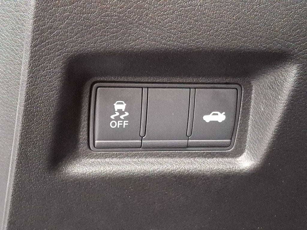 Thumbnail: 2018 INFINITI Q50 - 22