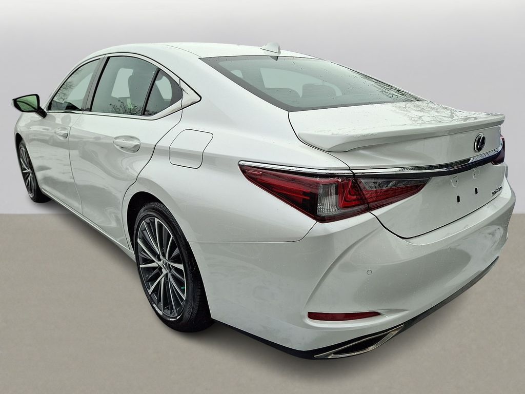 Thumbnail: 2023 Lexus ES - 5