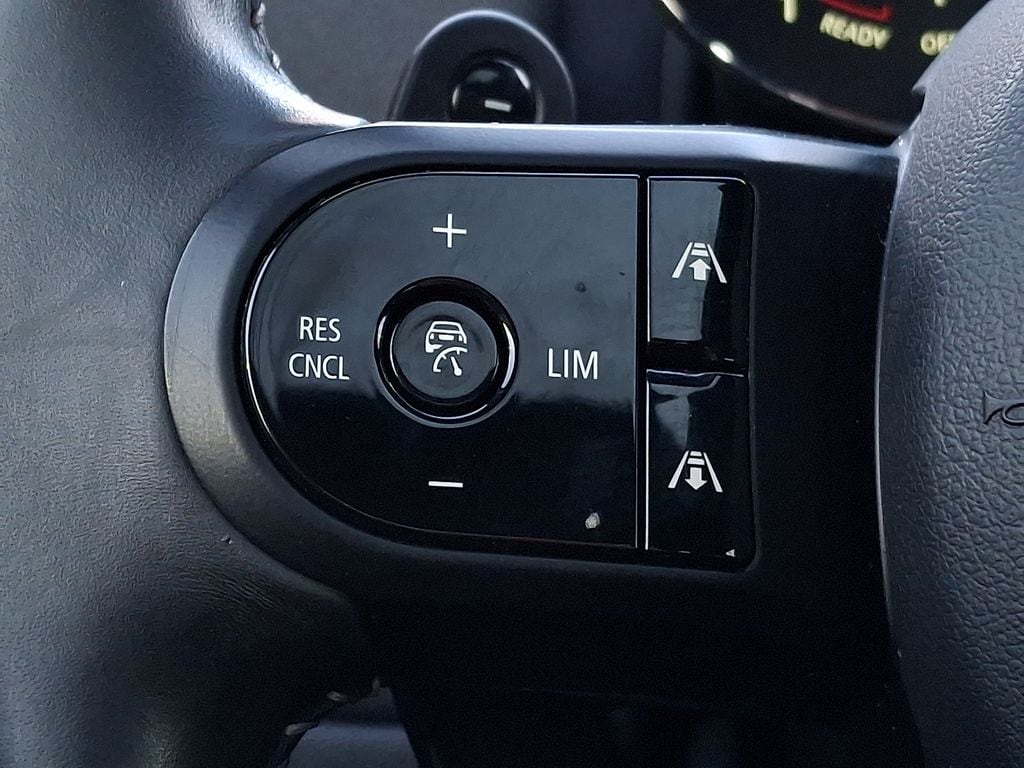 Thumbnail: 2023 MINI Cooper Countryman - 17