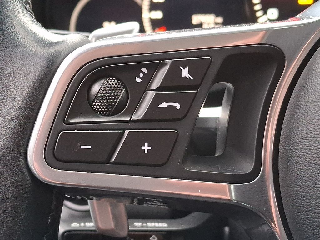 Thumbnail: 2023 Porsche Cayenne - 17