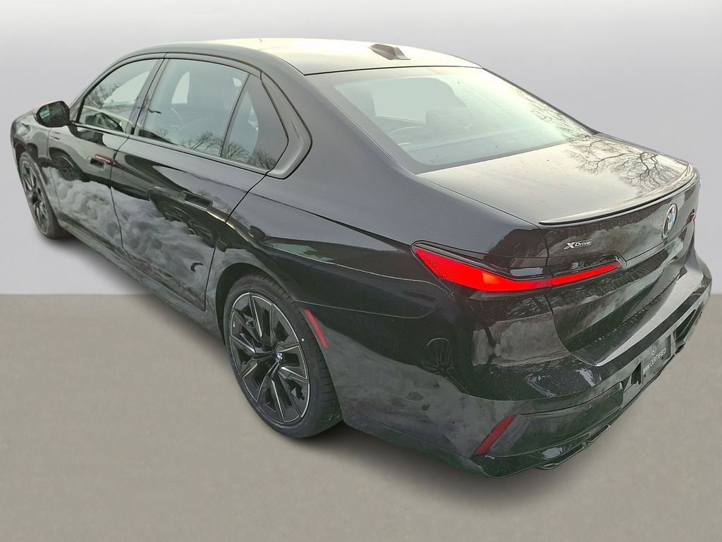 Thumbnail: 2023 BMW 7 Series - 4