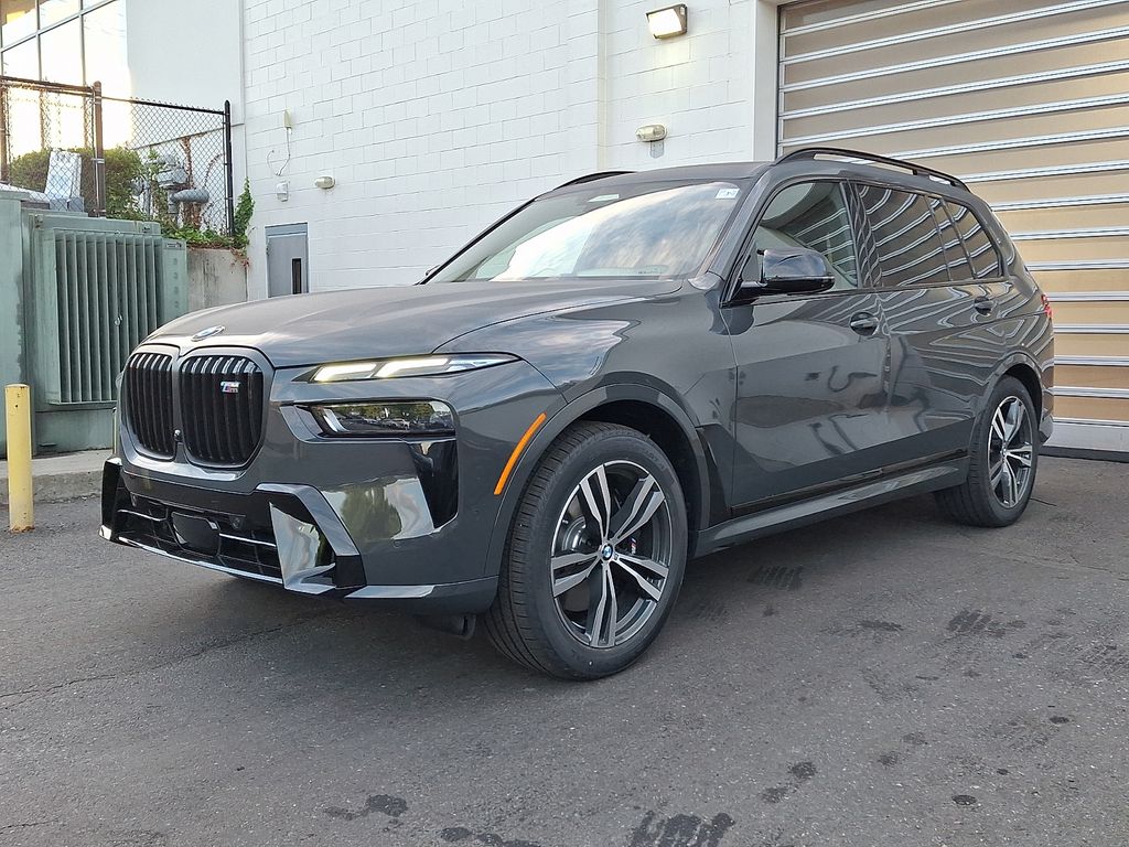 Thumbnail: 2027 BMW X7 - 1