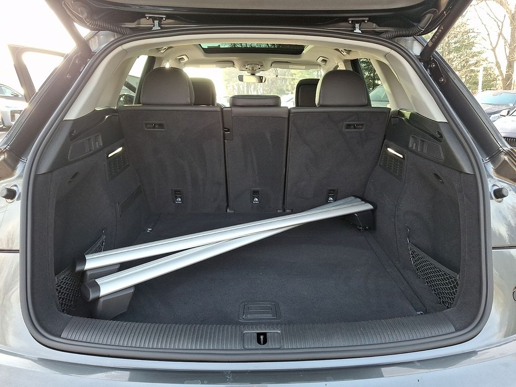 Thumbnail: 2022 Audi Q5 - 27