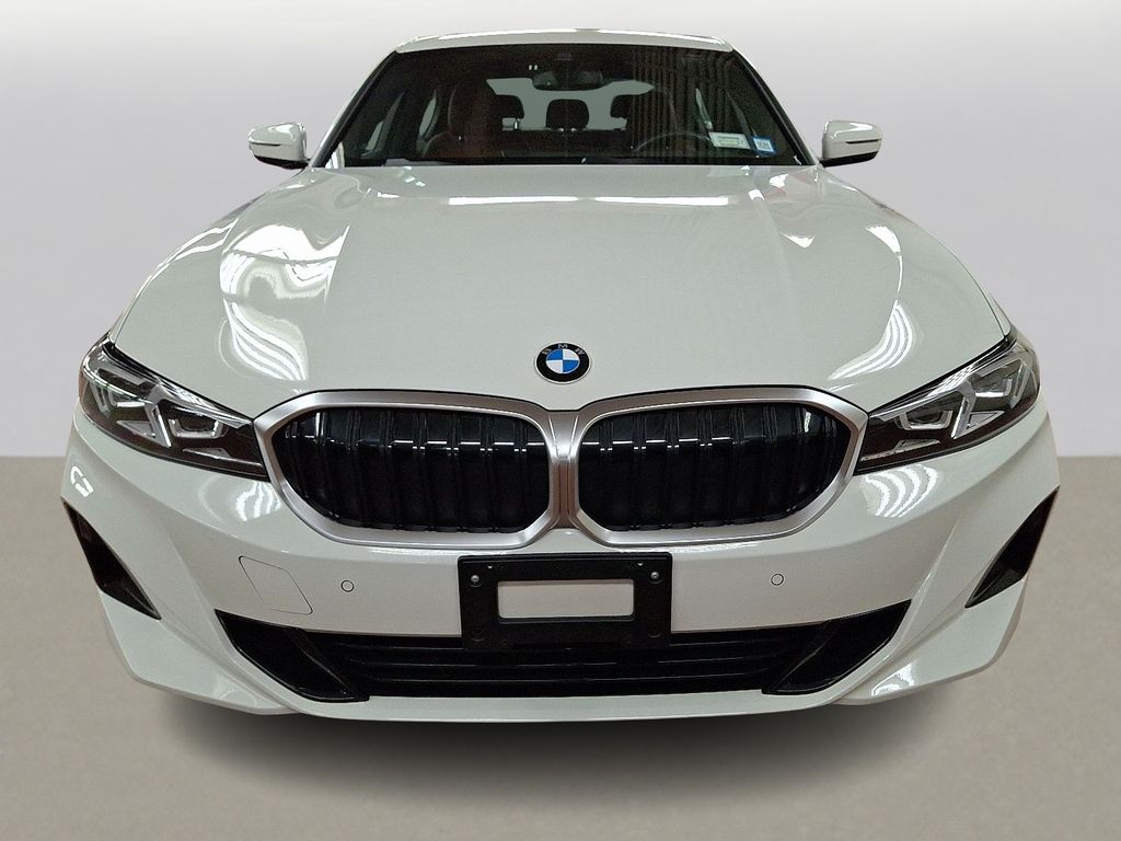Thumbnail: 2023 BMW 3 Series - 2