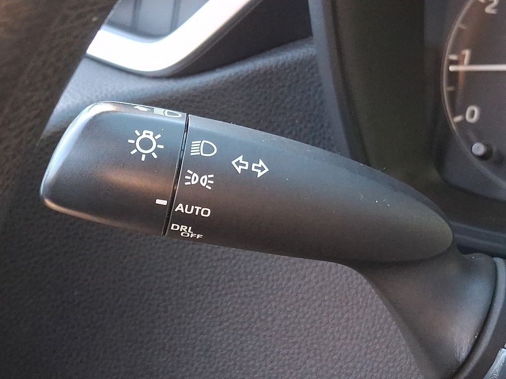 Thumbnail: 2023 Toyota Corolla - 21