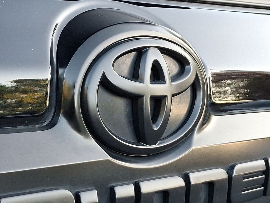 Thumbnail: 2023 Toyota 4Runner - 30