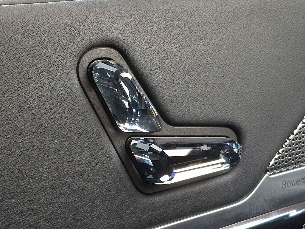 Thumbnail: 2023 BMW 7 Series - 20