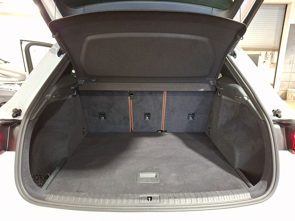 Thumbnail: 2019 Audi Q3 - 27