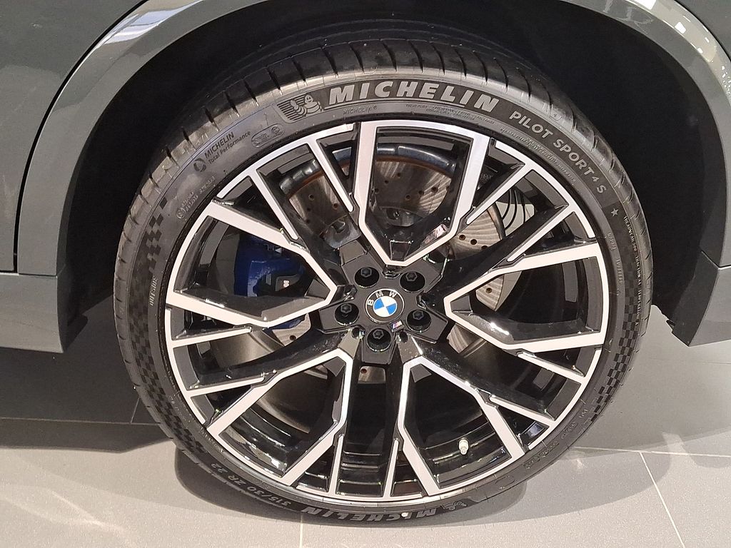 Thumbnail: 2026 BMW X5 - 7