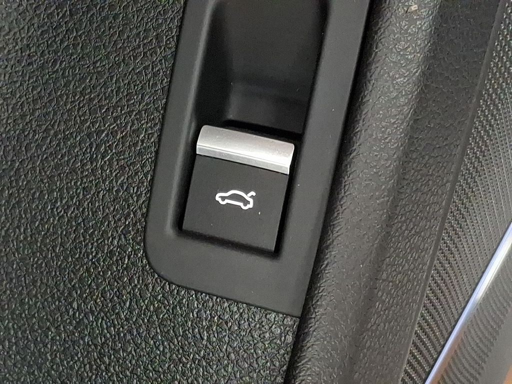 Thumbnail: 2019 Audi Q7 - 24