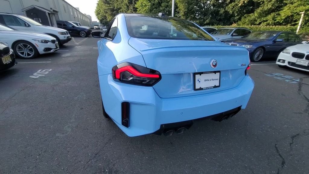 2023 BMW M2  7