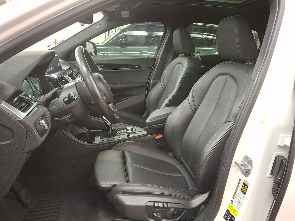 Thumbnail: 2020 BMW X2 - 9