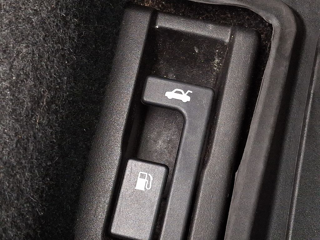 Thumbnail: 2020 Subaru Impreza - 23