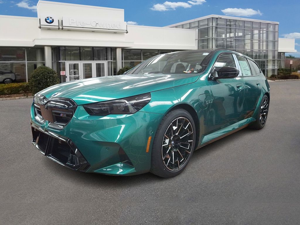 2026 BMW M5 M5 Touring's photo
