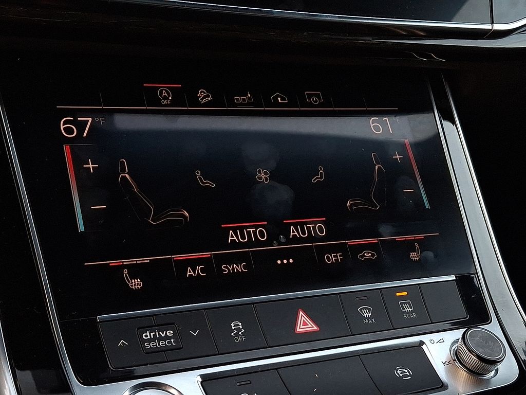 Thumbnail: 2019 Audi Q8 - 13