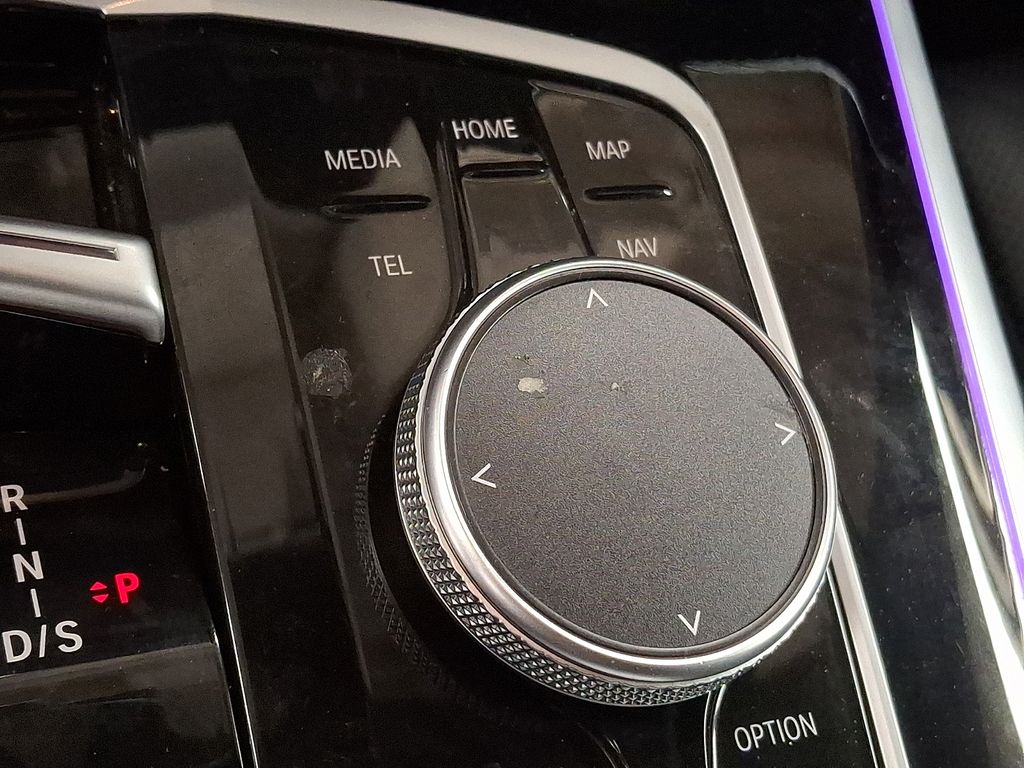 Thumbnail: 2024 BMW X7 - 21