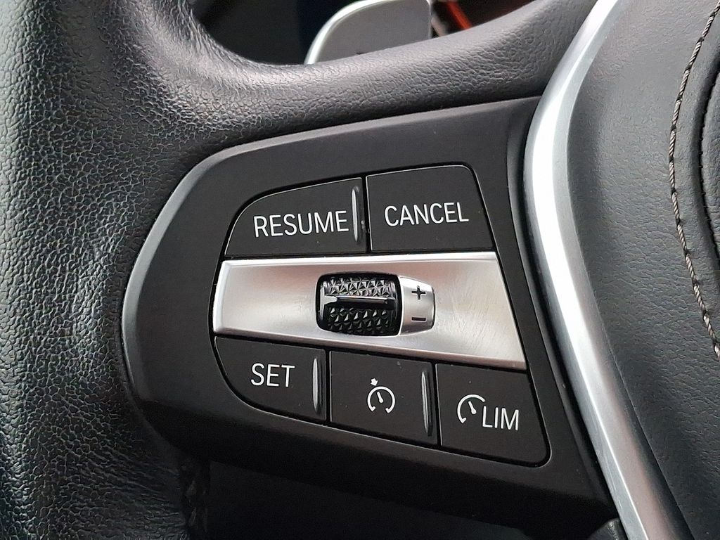 Thumbnail: 2023 BMW X5 - 16