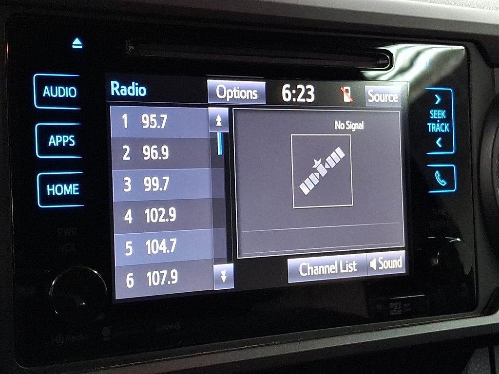 Thumbnail: 2019 Toyota Tacoma - 12