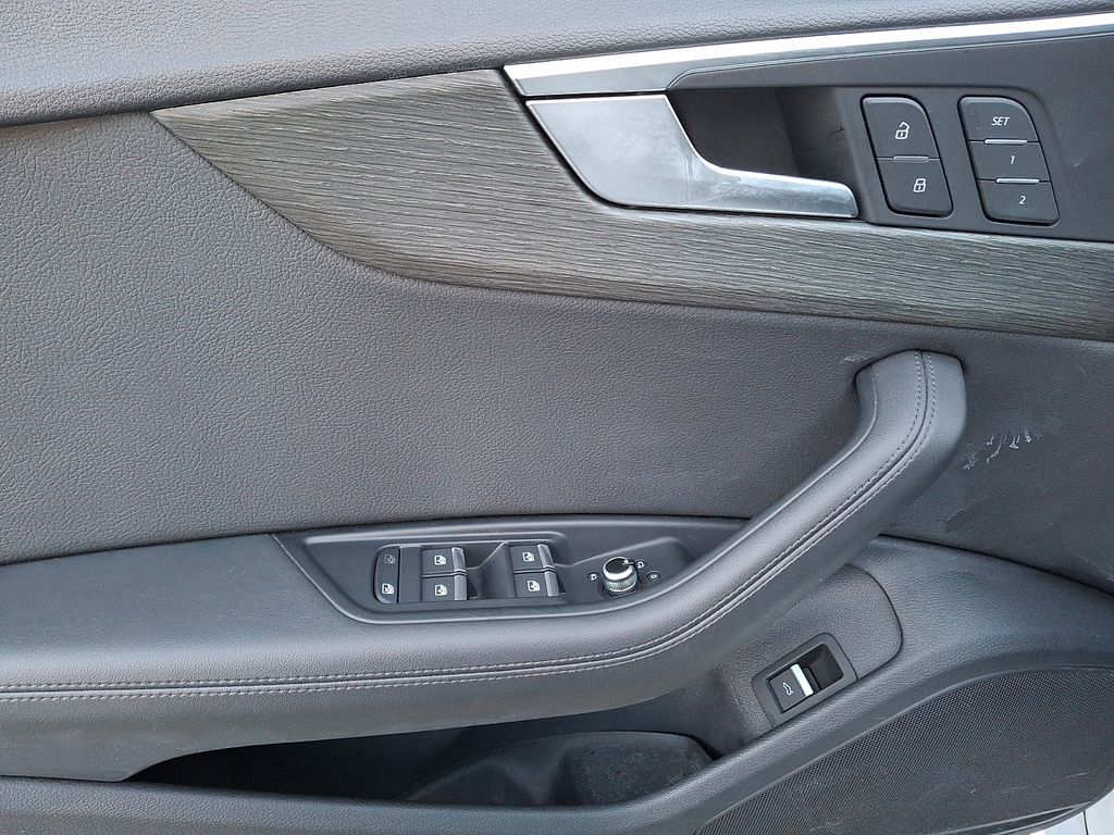 Thumbnail: 2019 Audi A5 - 8