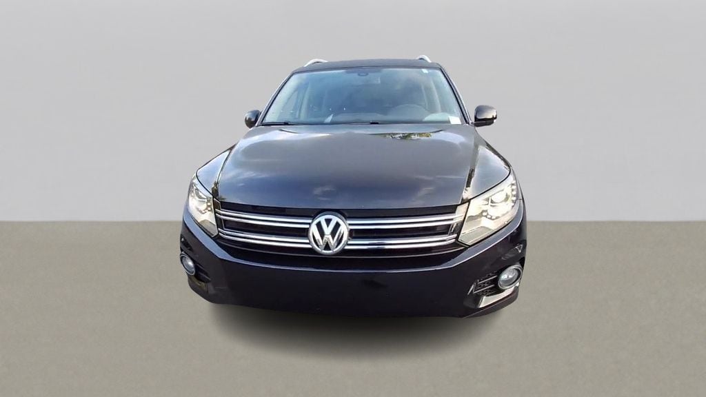 Thumbnail: 2017 Volkswagen Tiguan - 3