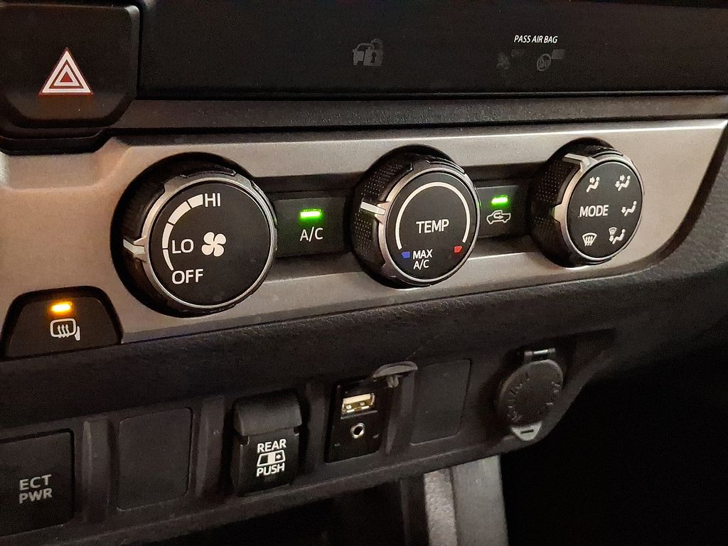 2019 Toyota Tacoma  12