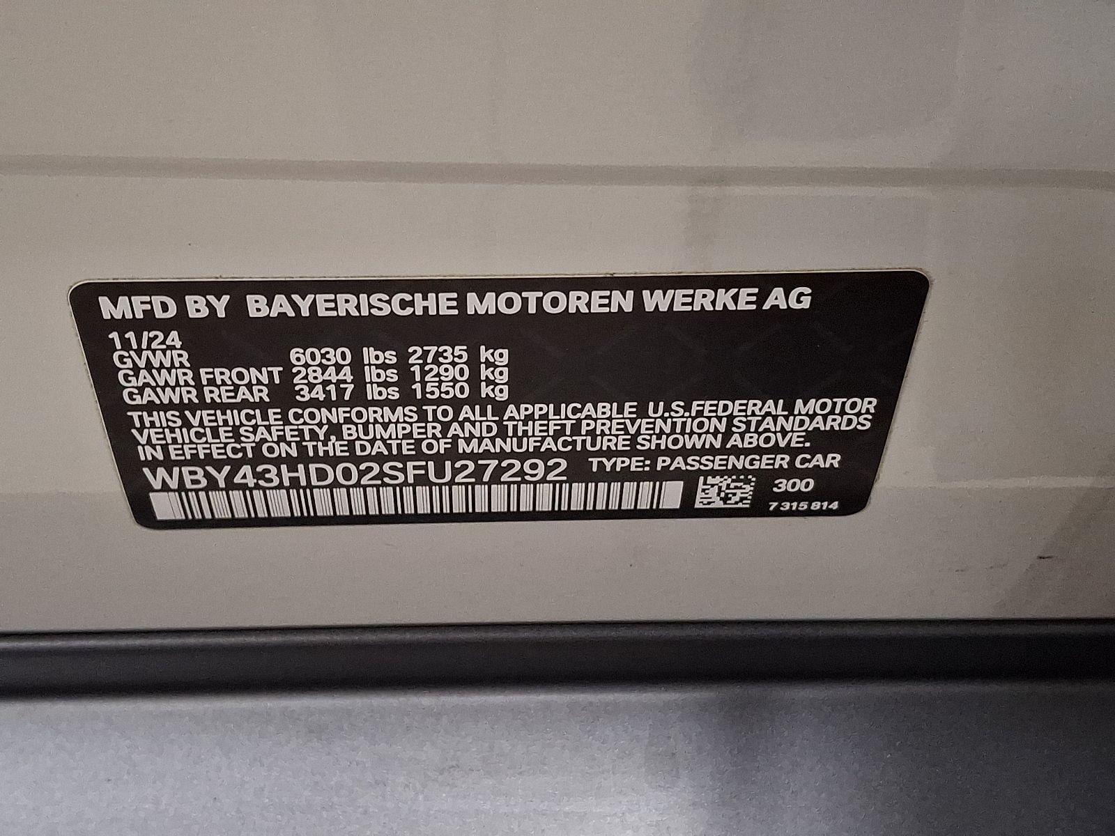 Thumbnail: 2025 BMW i4 - 25