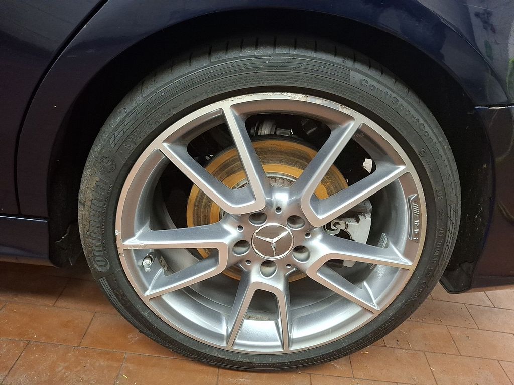 Thumbnail: 2017 Mercedes-Benz C-Class - 6