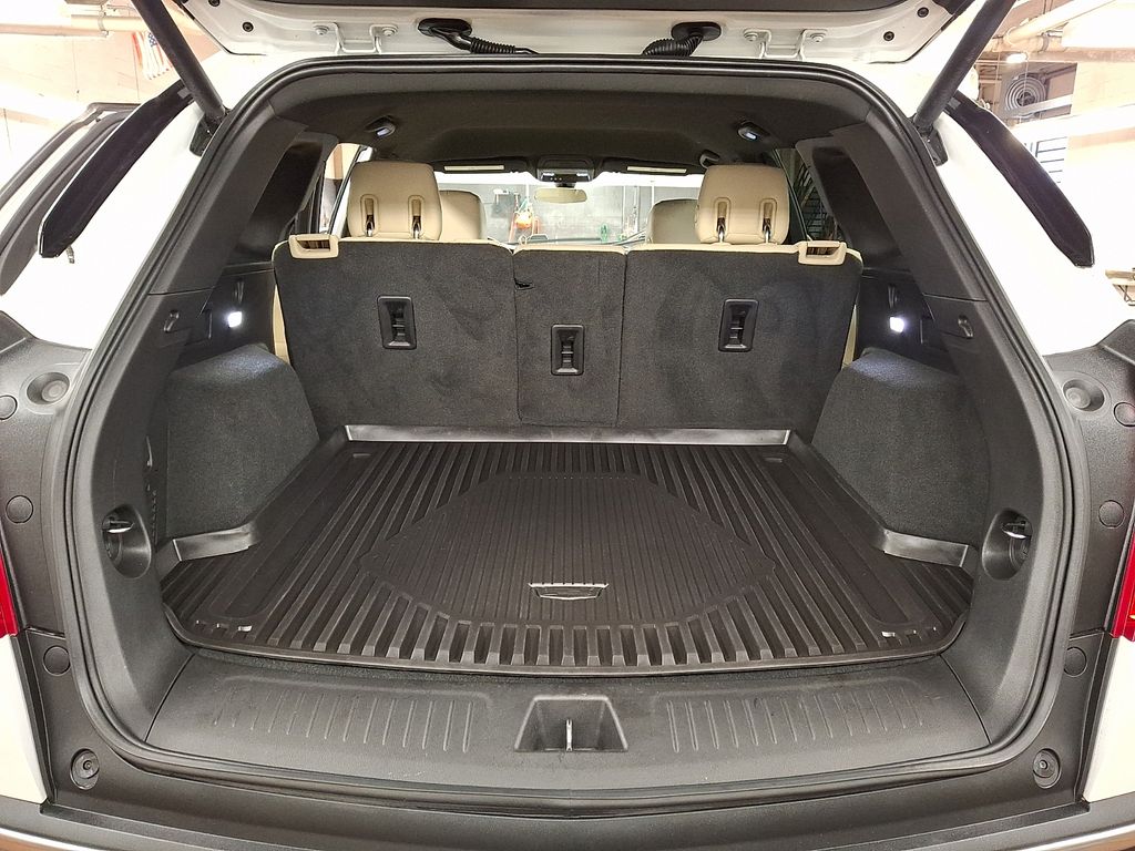 Thumbnail: 2018 Cadillac XT5 - 26