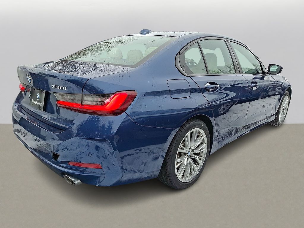 Thumbnail: 2023 BMW 3 Series - 4