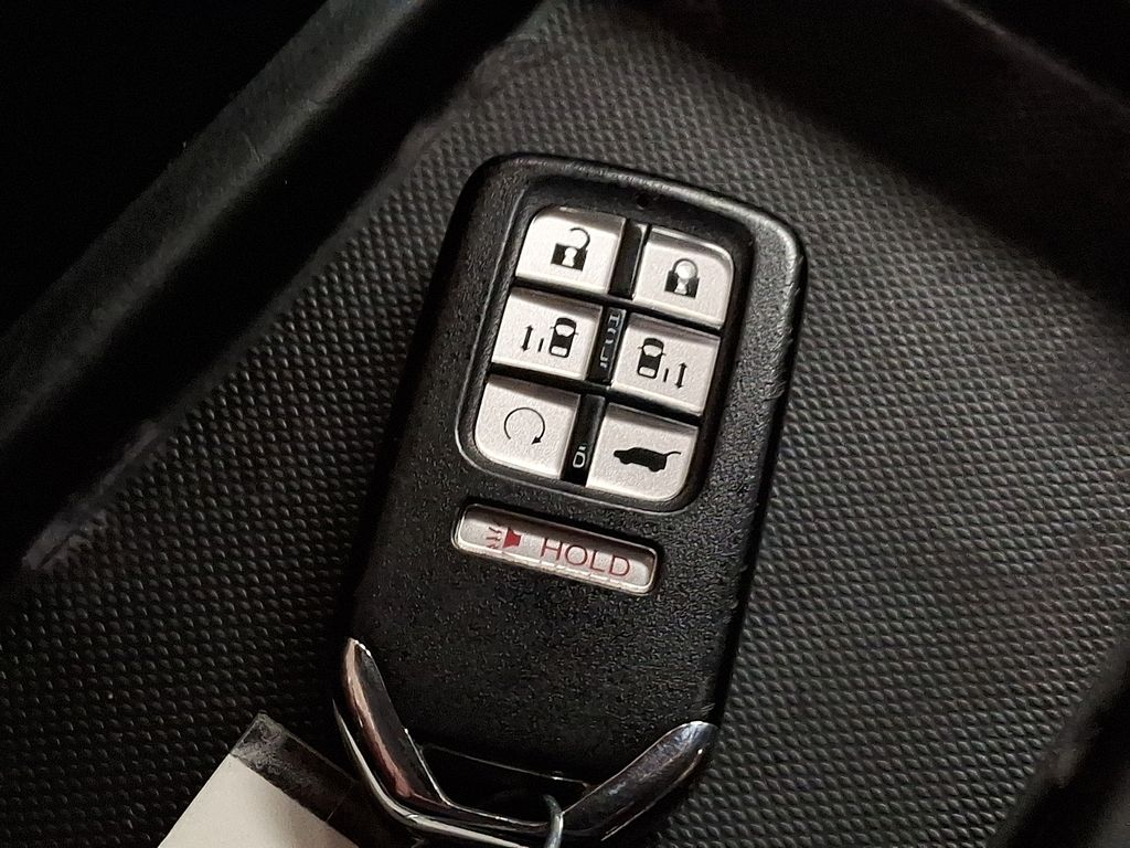 Thumbnail: 2023 Honda Odyssey - 23