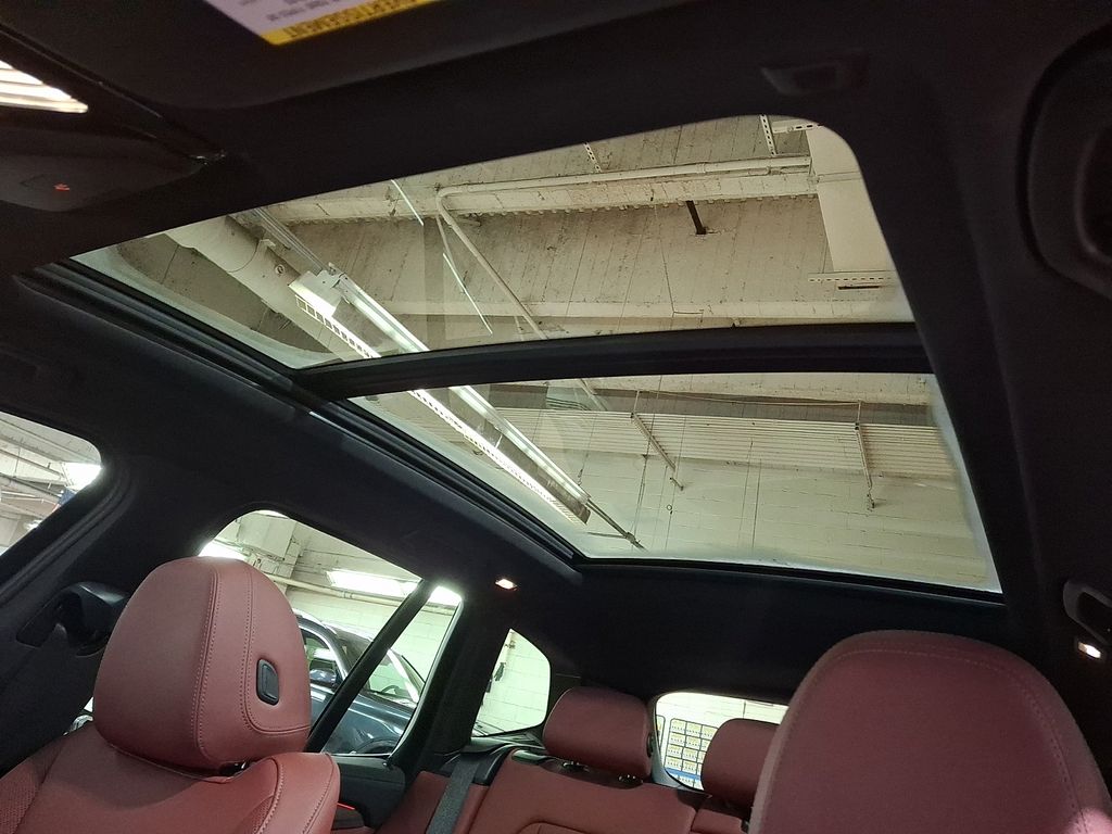 Thumbnail: 2024 BMW X3 - 11