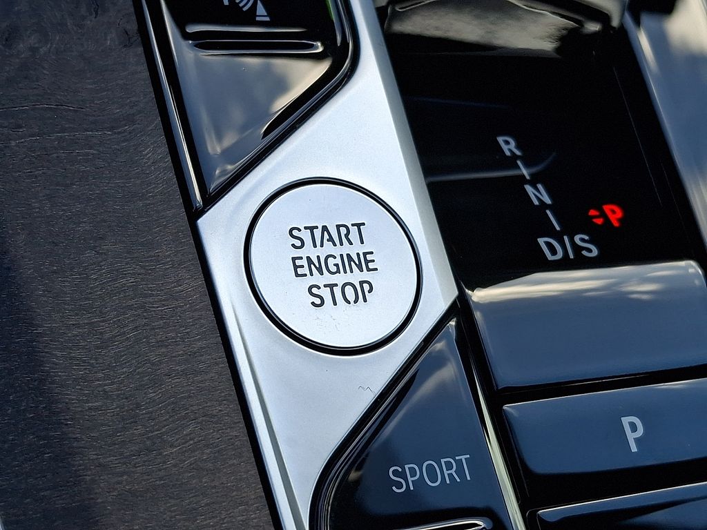 Thumbnail: 2024 BMW X5 - 18