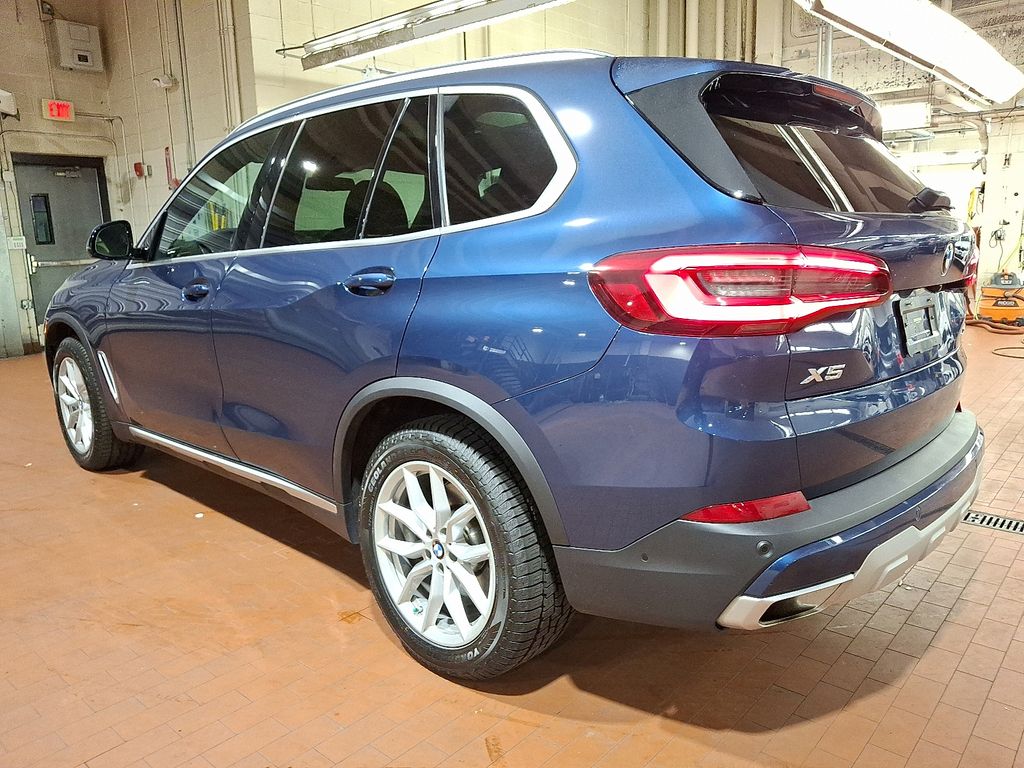 Thumbnail: 2023 BMW X5 - 6