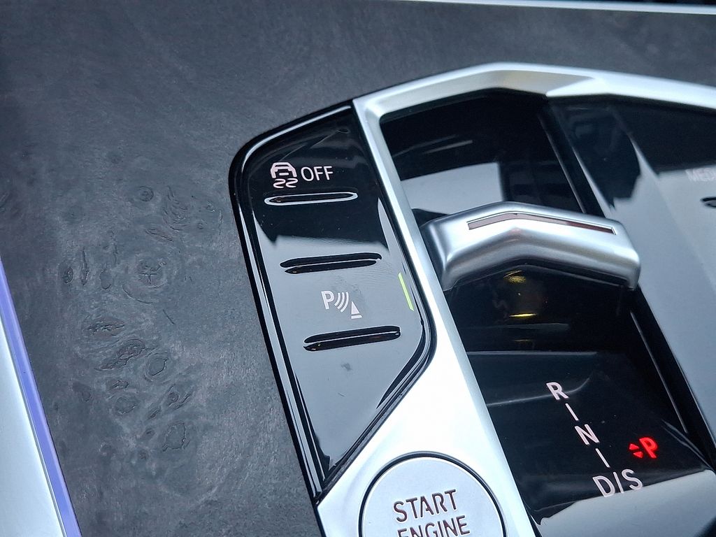 Thumbnail: 2023 BMW X7 - 18