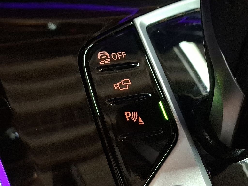 Thumbnail: 2023 BMW X5 - 21