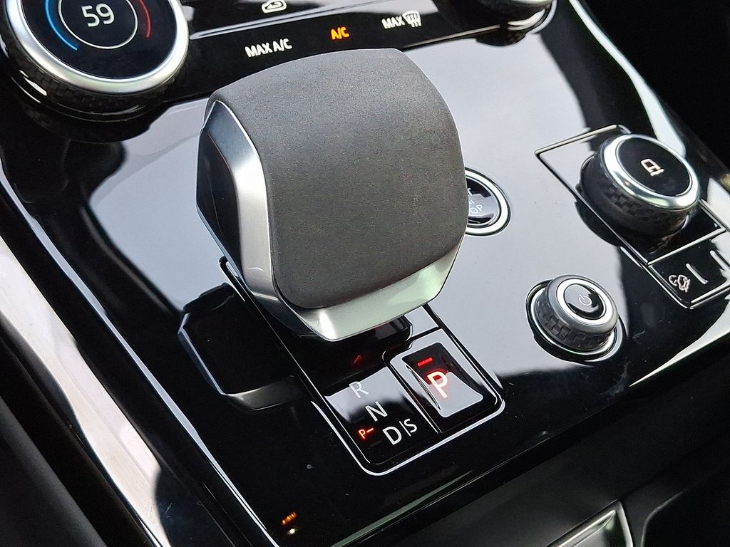 Thumbnail: 2023 Land Rover Range Rover Sport - 10