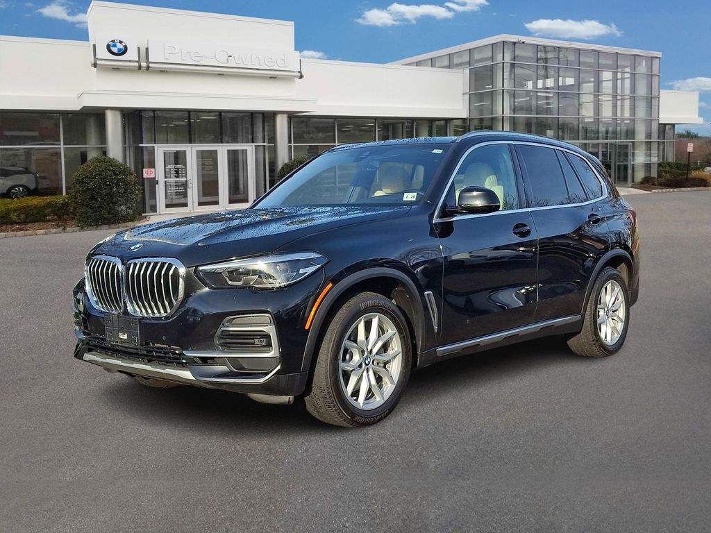 Thumbnail: 2022 BMW X5 - 1