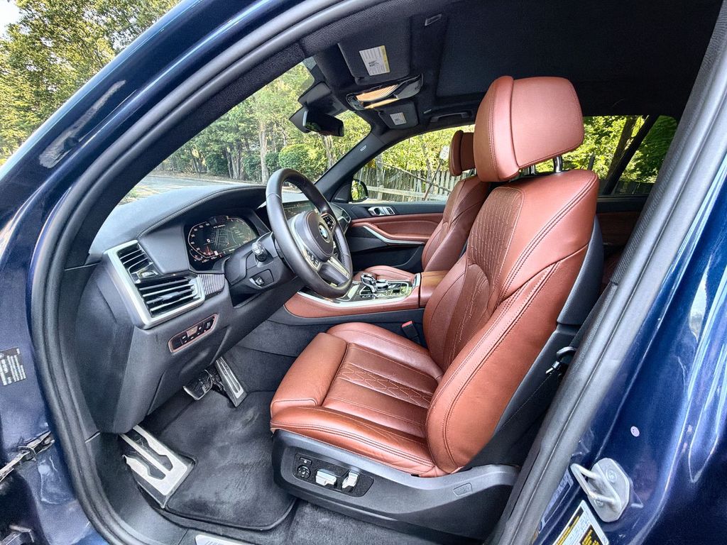 Thumbnail: 2022 BMW X5 - 10