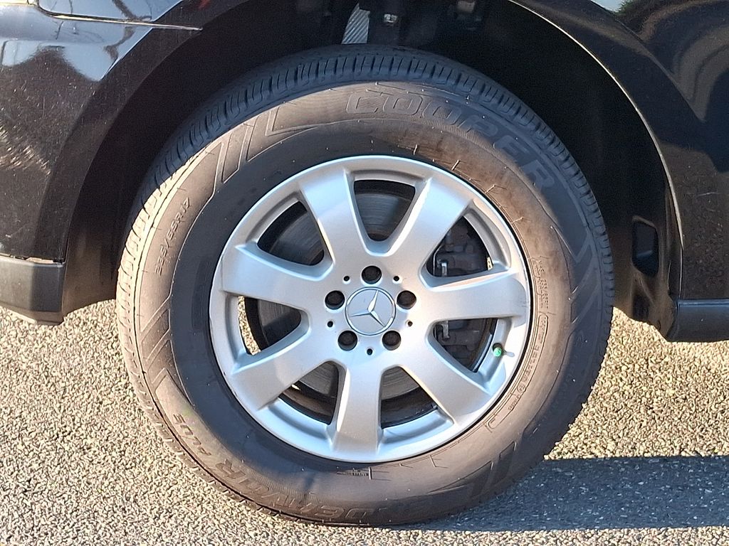 Thumbnail: 2006 Mercedes-Benz M-Class - 6