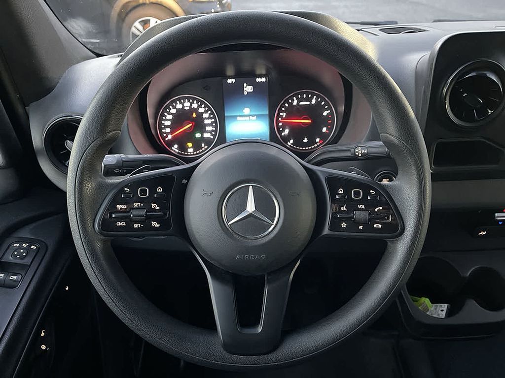 Thumbnail: 2019 Mercedes-Benz Sprinter - 27
