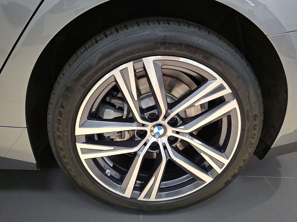 Thumbnail: 2026 BMW 4 Series - 6