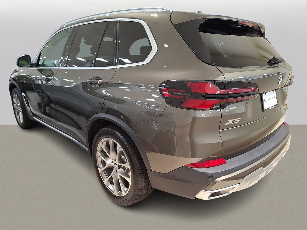 Thumbnail: 2026 BMW X5 - 5